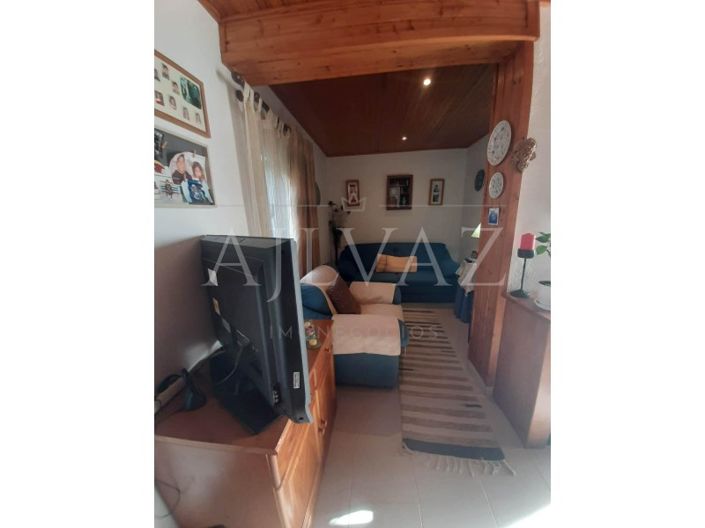 Image No.10-2 Bed Farmhouse for sale