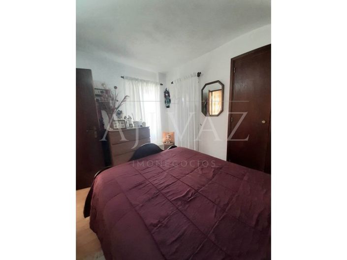 Image No.15-2 Bed Farmhouse for sale