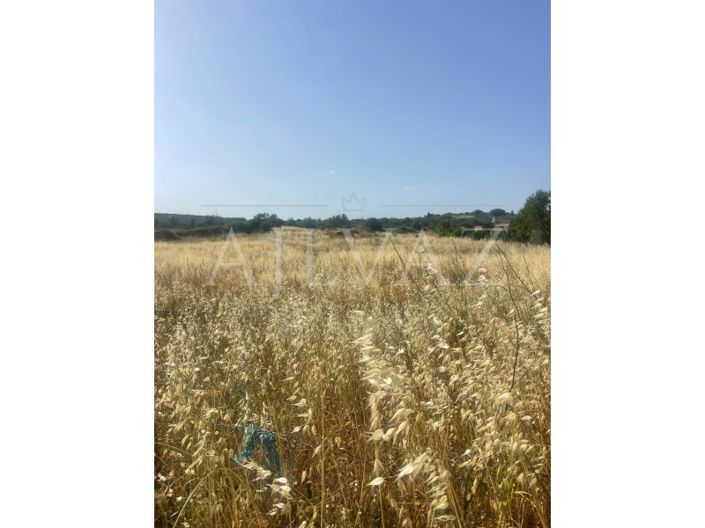 Image No.20-2 Bed Farmhouse for sale