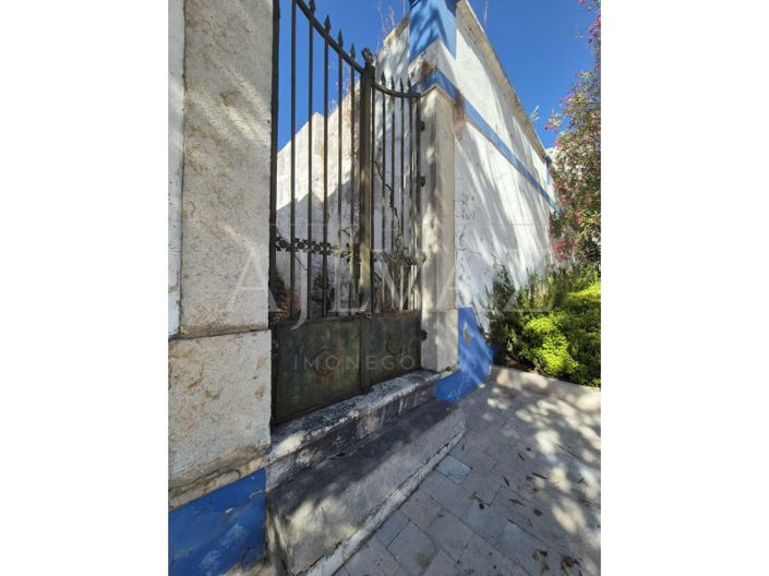 Image No.13-12 Bed House for sale