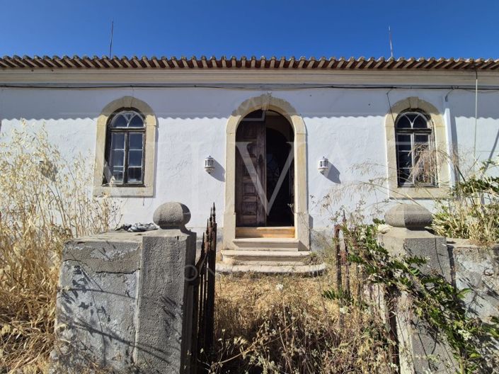 Image No.17-12 Bed House for sale