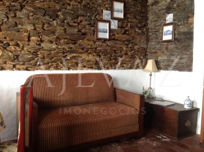 Image No.41-12 Bed House for sale