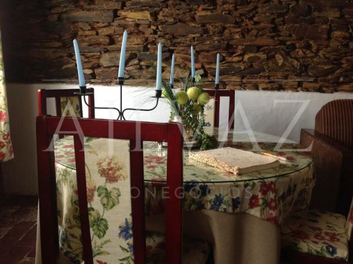 Image No.44-12 Bed House for sale