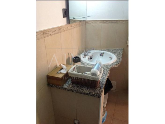 Image No.55-12 Bed House for sale