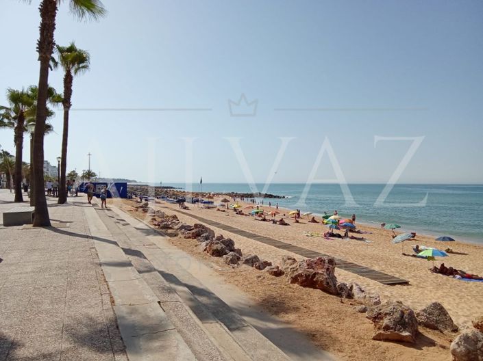 Image No.25-3 Bed Apartment for sale