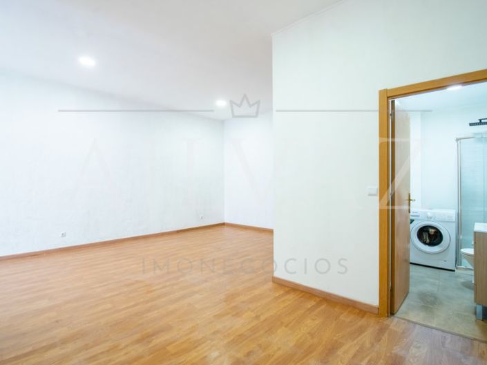 Image No.33-3 Bed Apartment for sale