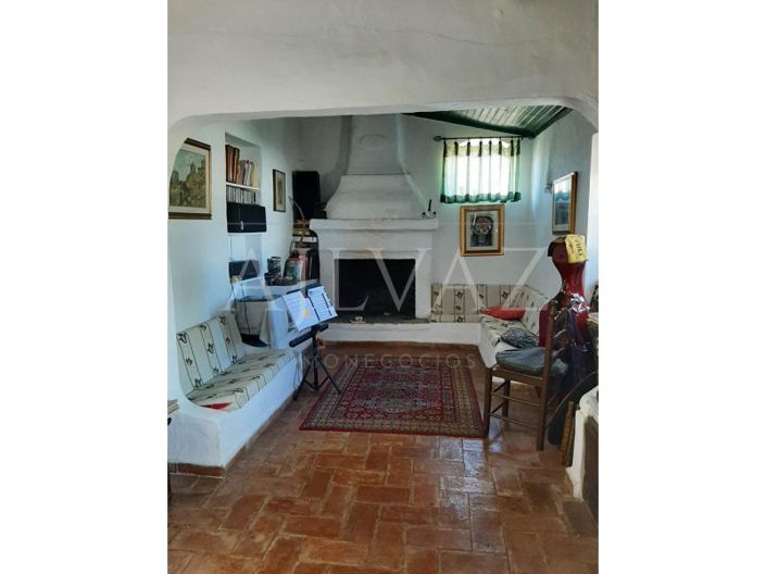 Image No.12-5 Bed Farmhouse for sale