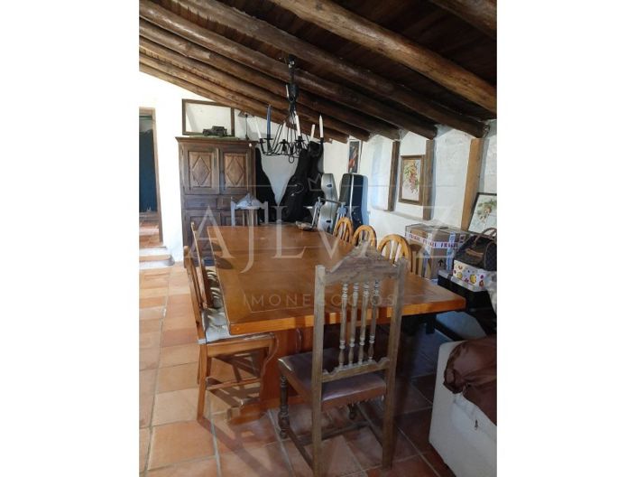 Image No.13-5 Bed Farmhouse for sale