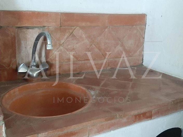 Image No.15-5 Bed Farmhouse for sale