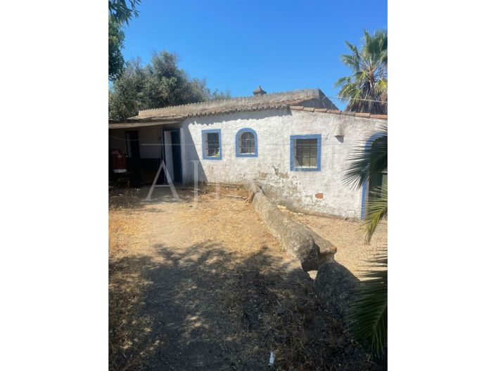 Image No.29-5 Bed Farmhouse for sale