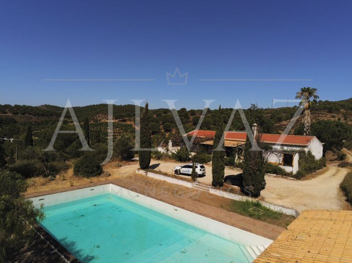 Image No.23-14 Bed Farmhouse for sale