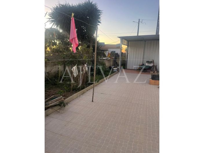 Image No.28-3 Bed House for sale