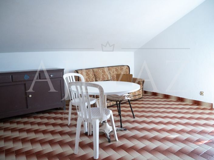 Image No.15-12 Bed House for sale