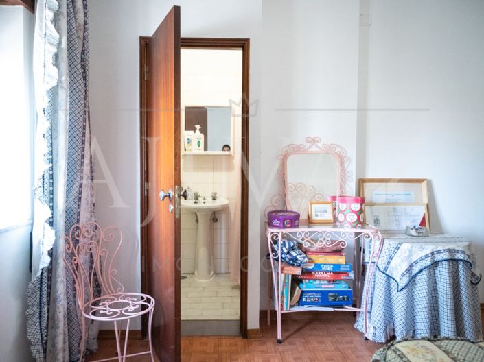 Image No.17-12 Bed House for sale