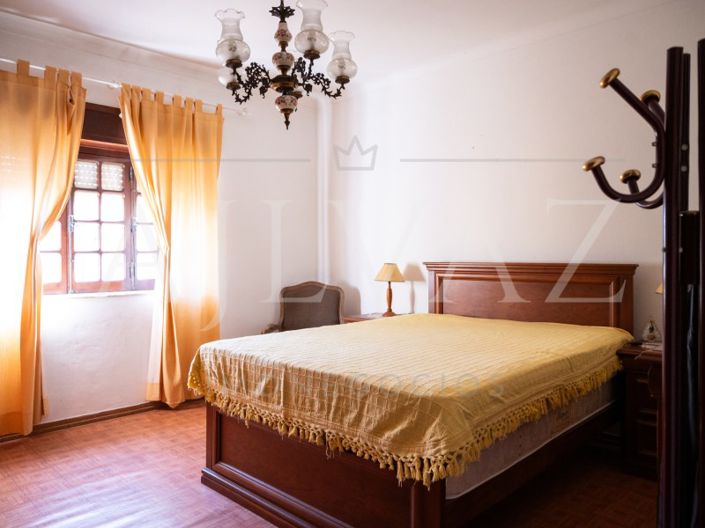 Image No.27-12 Bed House for sale