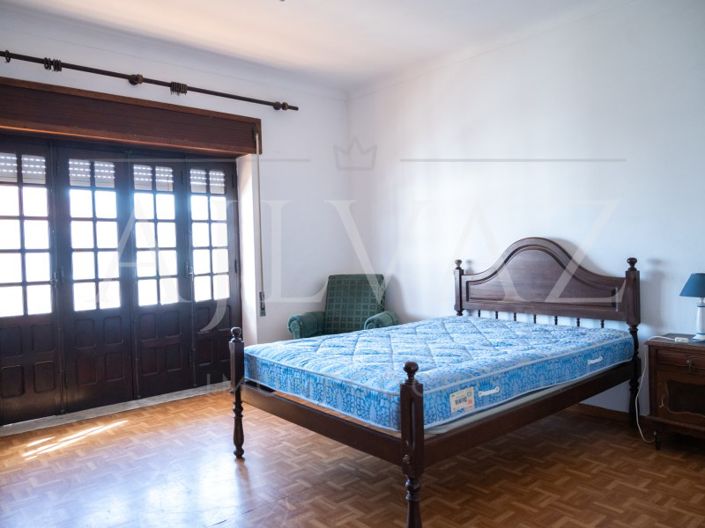 Image No.30-12 Bed House for sale