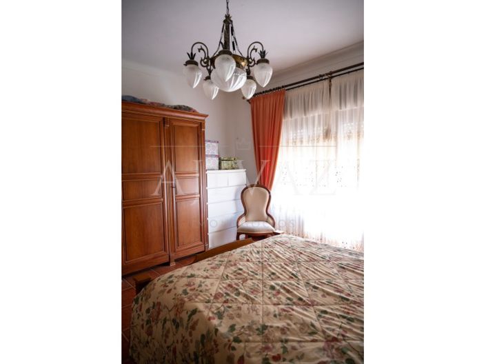 Image No.35-12 Bed House for sale