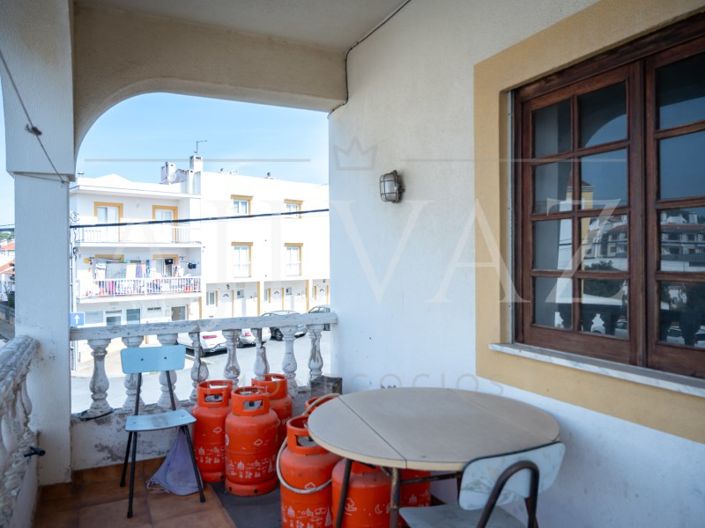 Image No.50-12 Bed House for sale