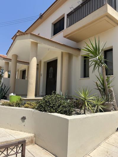 Image No.18-4 Bed House for sale