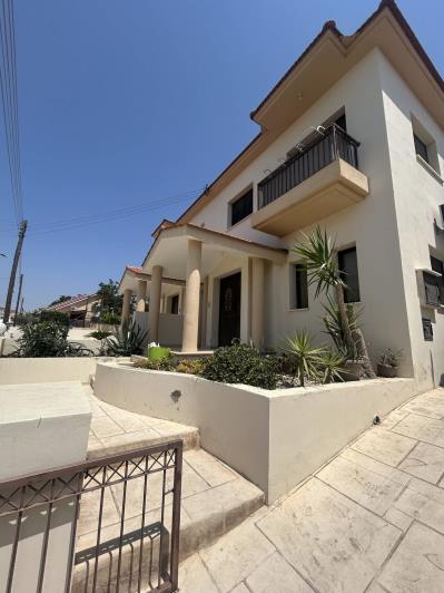 Image No.19-4 Bed House for sale