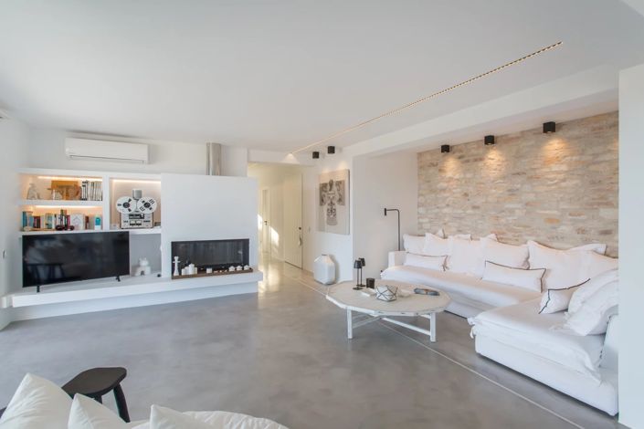 Image No.11-5 Bed House for sale