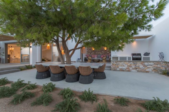 Image No.7-5 Bed House for sale