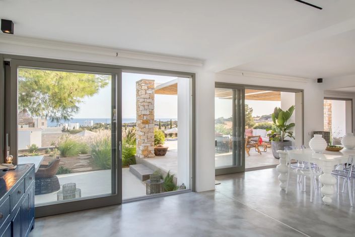 Image No.9-5 Bed House for sale