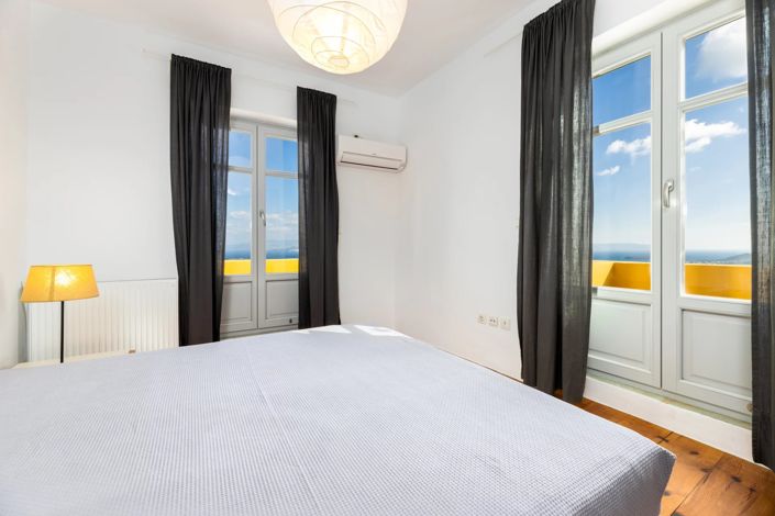 Image No.27-7 Bed House for sale