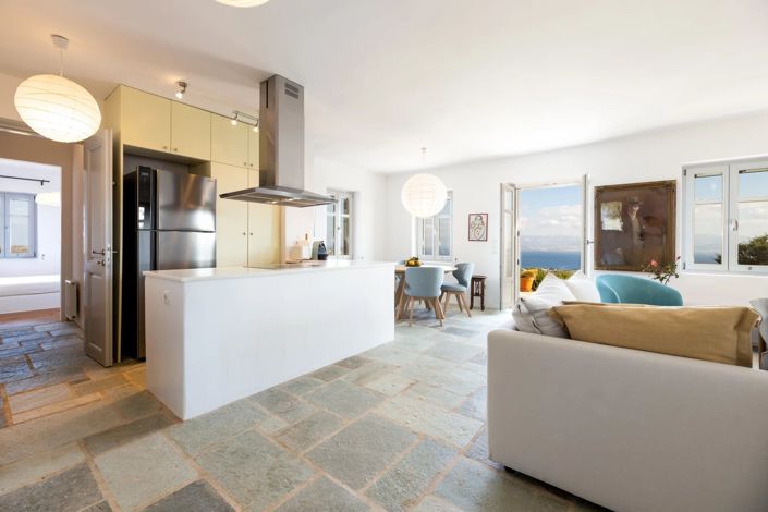 Image No.9-7 Bed House for sale