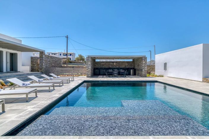 Image No.4-7 Bed Villa for sale