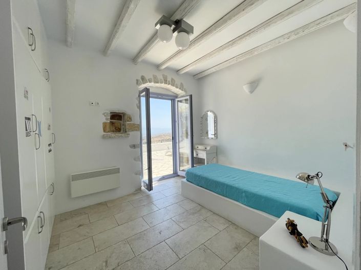 Image No.9-5 Bed House for sale