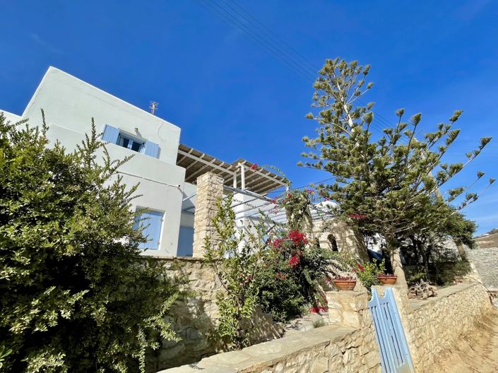 Image No.2-4 Bed House for sale