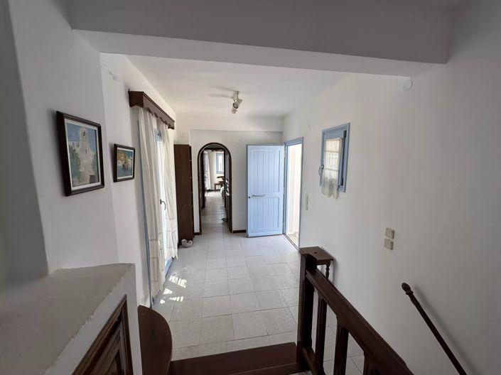 Image No.22-4 Bed House for sale