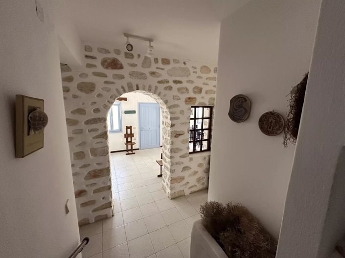 Image No.24-4 Bed House for sale