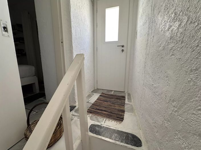 Image No.11-2 Bed House for sale