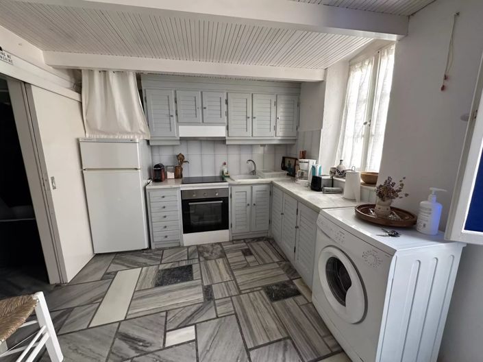 Image No.5-2 Bed House for sale