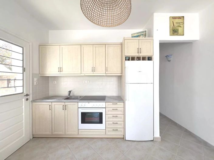 Image No.10-2 Bed House for sale