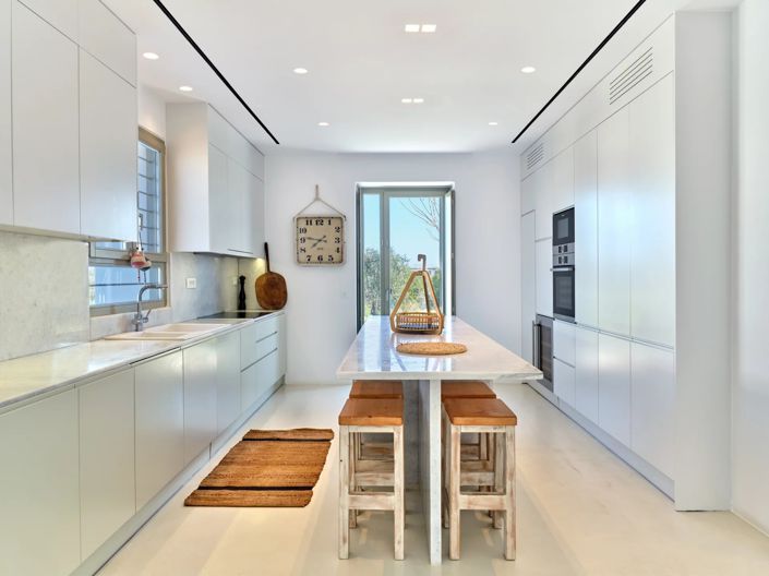 Image No.15-6 Bed Villa for sale