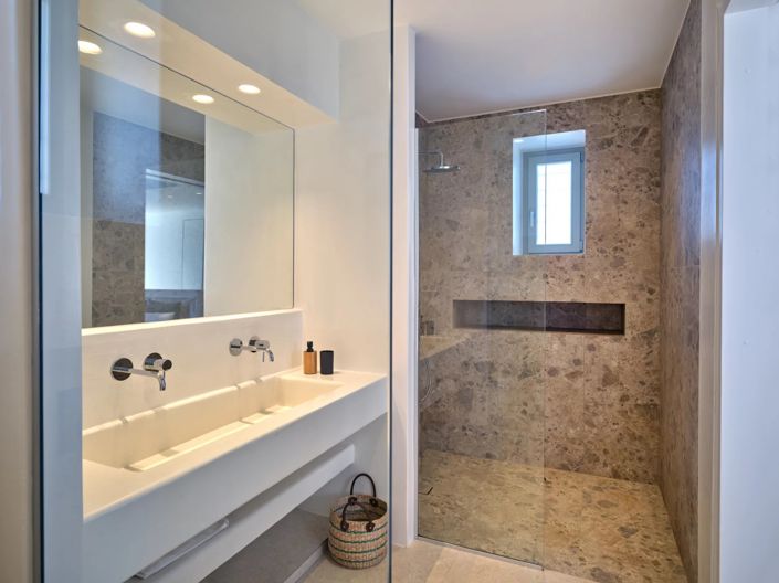 Image No.27-6 Bed Villa for sale