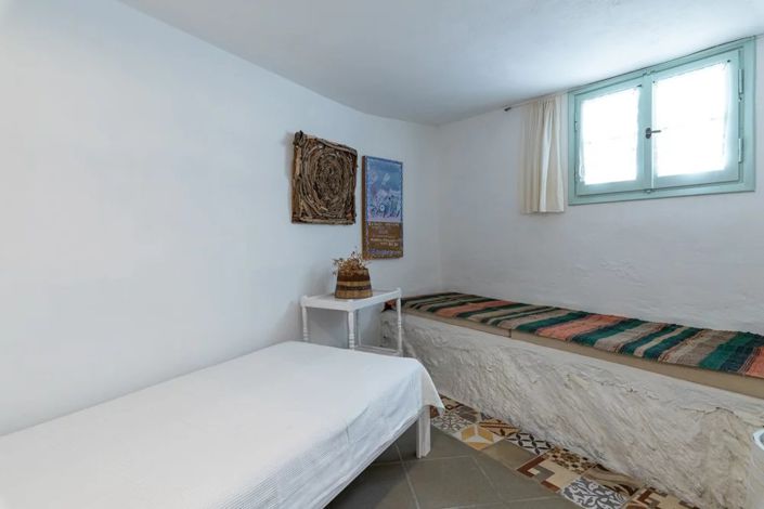 Image No.8-House for sale