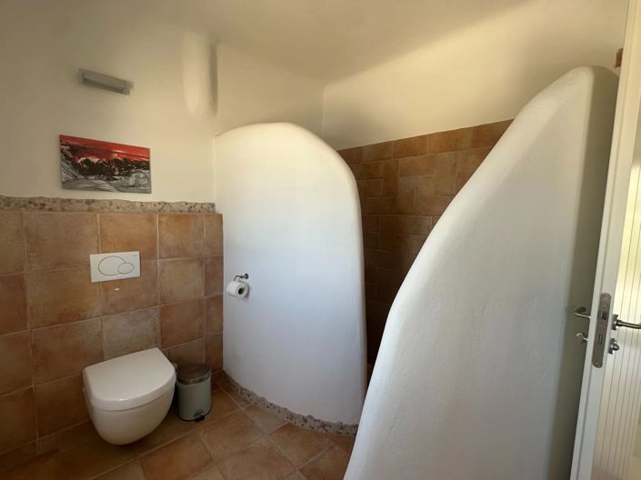 Image No.24-3 Bed House for sale