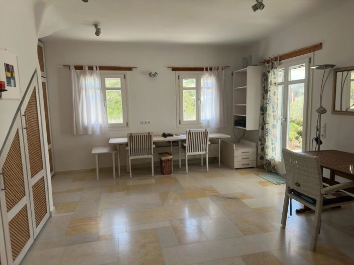 Image No.5-3 Bed House for sale