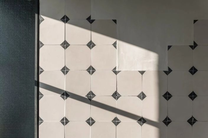 Image No.10-2 Bed House for sale