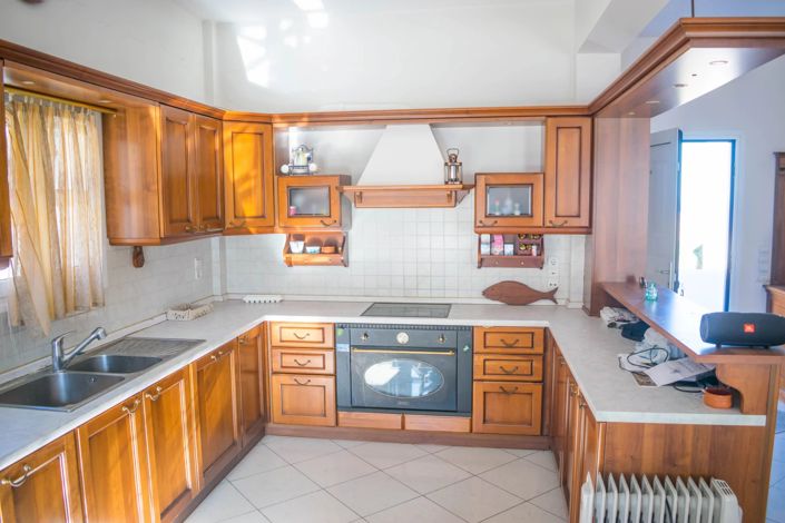 Image No.12-2 Bed House for sale