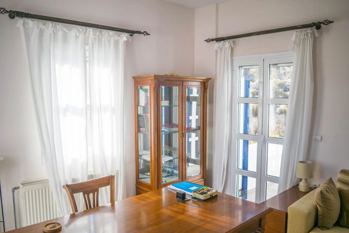 Image No.6-2 Bed House for sale