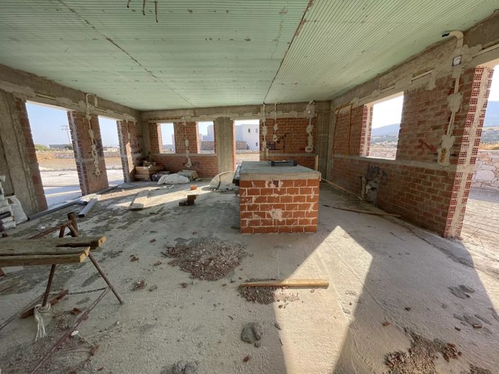 Image No.26-6 Bed House for sale