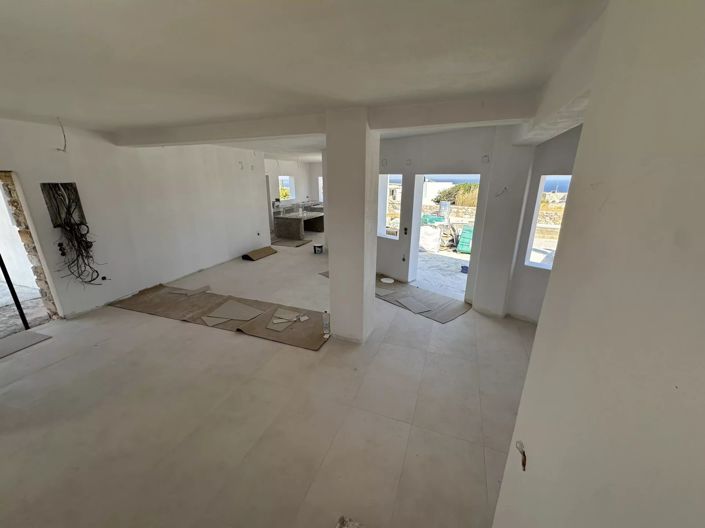 Image No.12-3 Bed House for sale