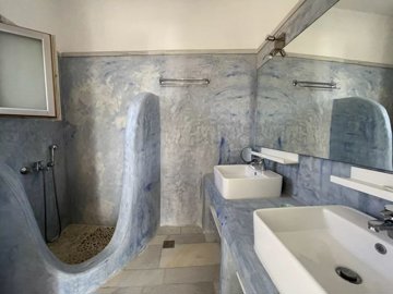 ef34d488d04ade57d712d3d7514f8fe8b81314ecfd192