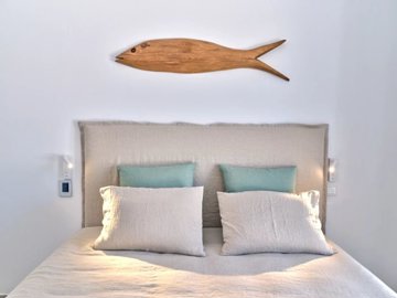 ee783f81dbbf1689e802f831ed0408efef72fe16f0192