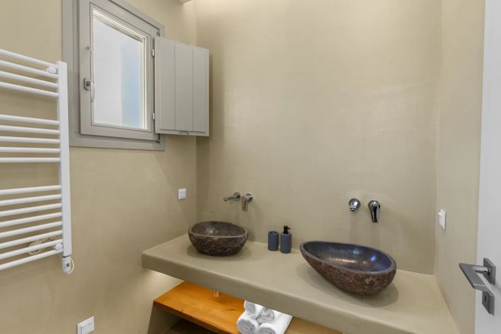 Image No.17-4 Bed House for sale